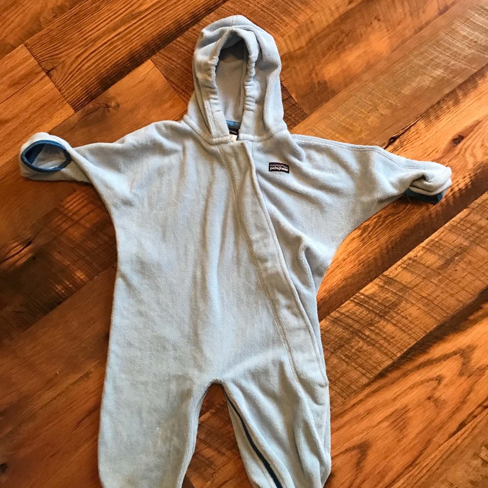 GUC 12mo fleece onesie